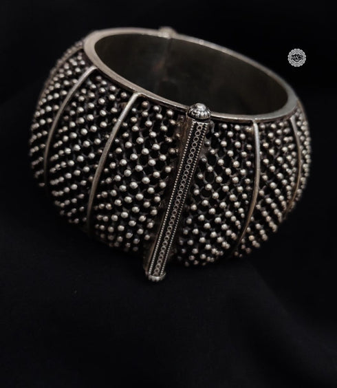 Statement Silver kada (Fits 2.4 & 2.5)